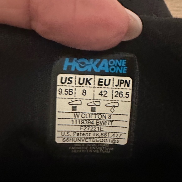 Hoka Clifton 8 Black with White Accents - Picture 5 of 10